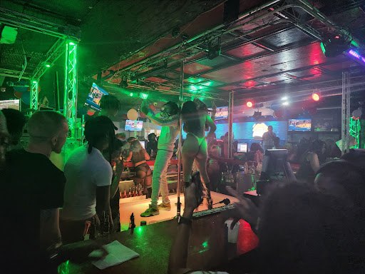 Club Lexx